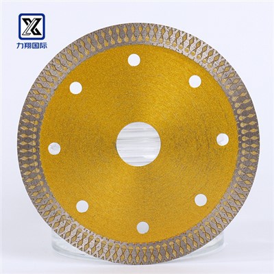 Netvåg keramisk skärblad